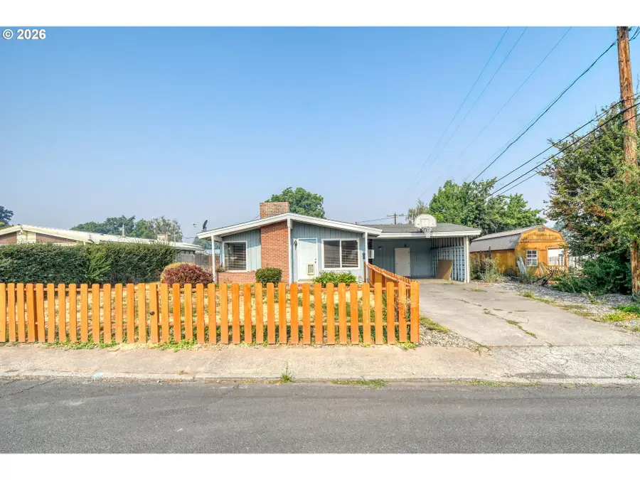 1109 SW 28th St, Pendleton, OR 97801 - #2