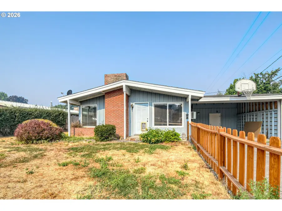 1109 SW 28th St, Pendleton, OR 97801 - #3