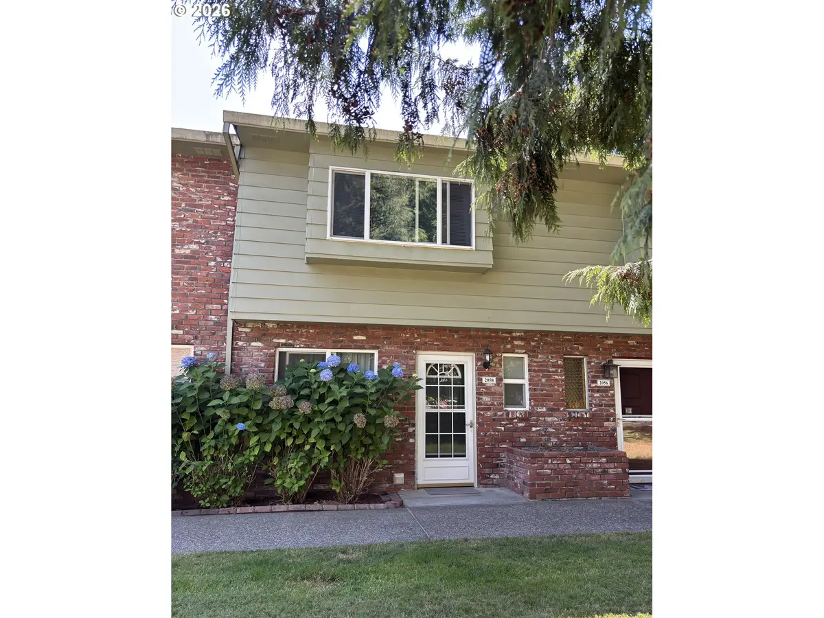 2058 NE Hogan Dr, Gresham, OR 97030 - #1