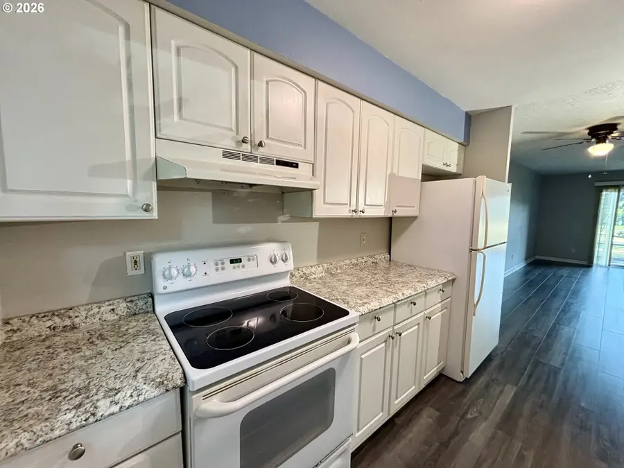 2058 NE Hogan Dr, Gresham, OR 97030 - #2
