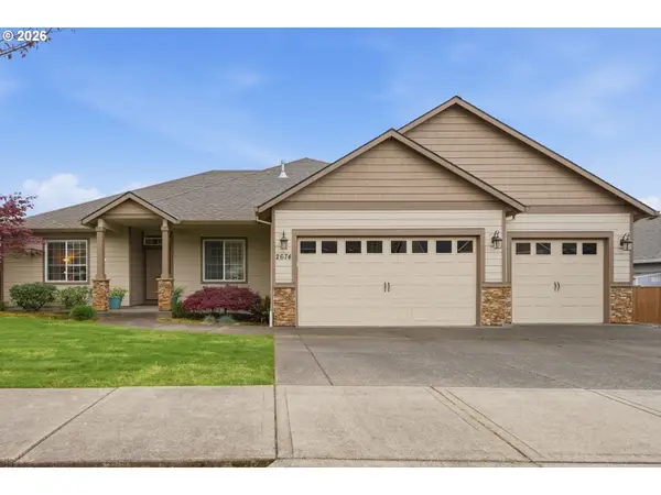 2674 NW Mt Ashland Dr, McMinnville, OR 97128