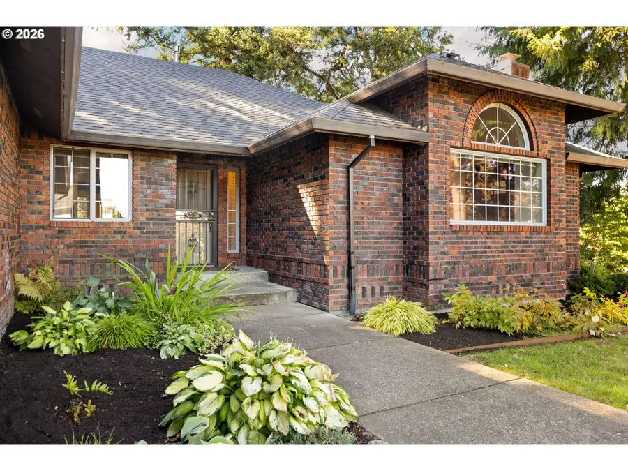 18078 Crest Ct, Oregon City, OR 97045 - #3