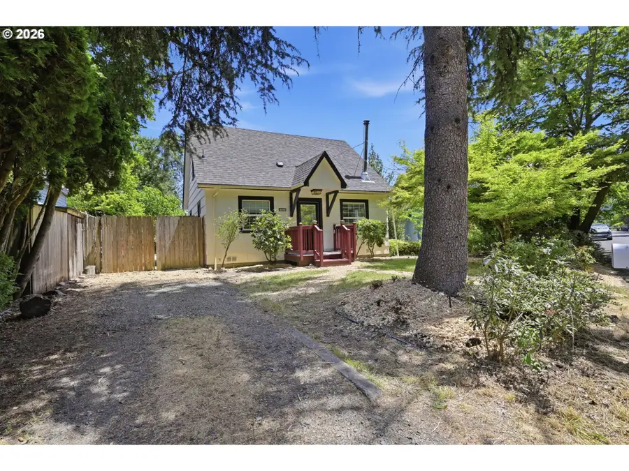 955 Kelly Blvd, Springfield, OR 97477 - #2