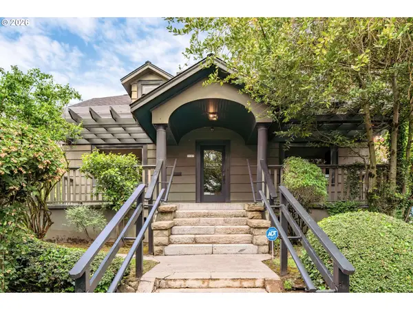3507 S Corbett Ave, Portland, OR 97239