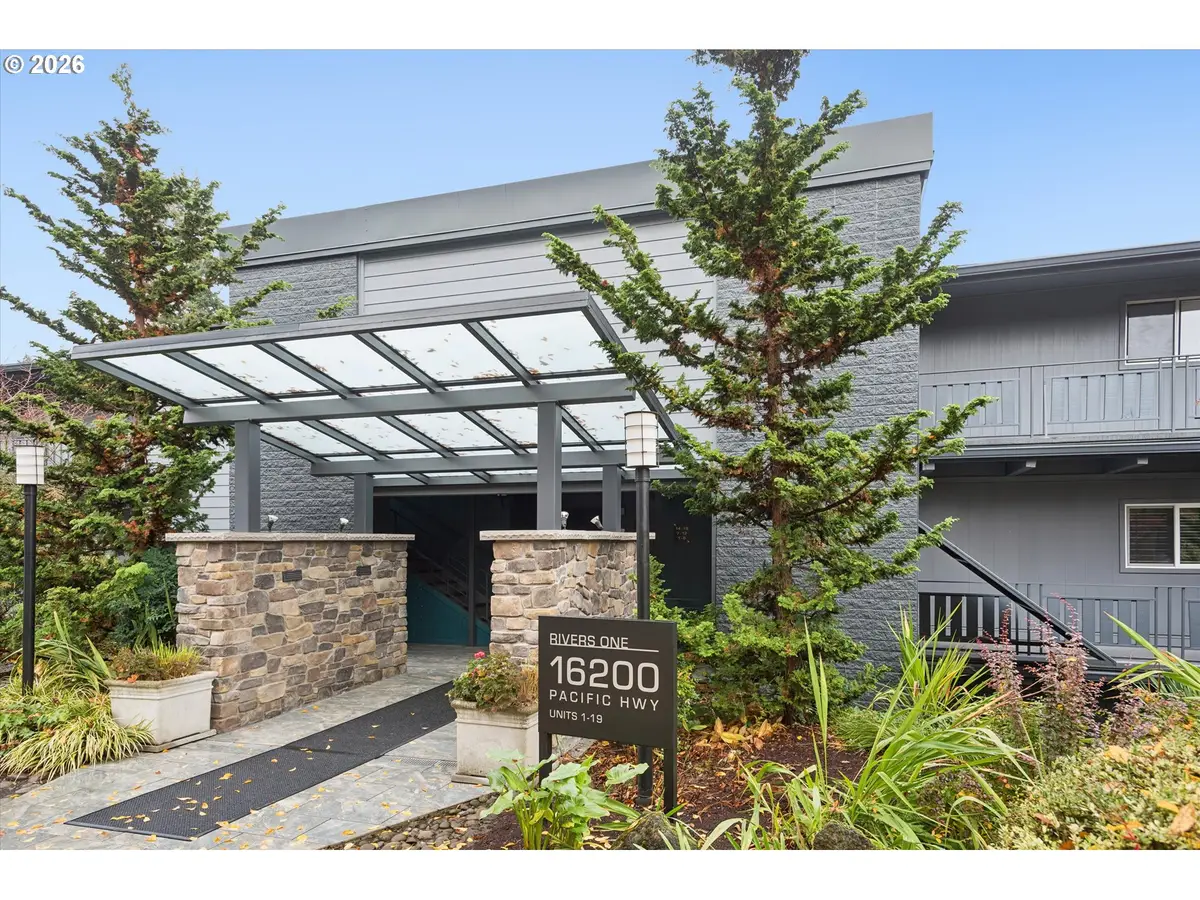 16200 Pacific Hwy, Lake Oswego, OR 97034 - #1