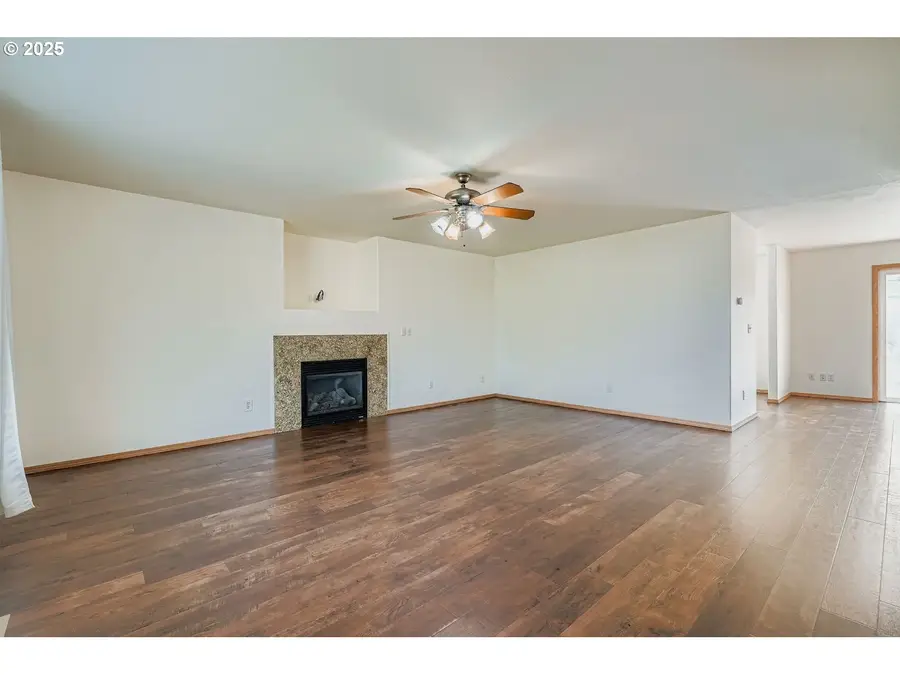 6305 NE 56th Ave, Vancouver, WA 98661 - Image #3