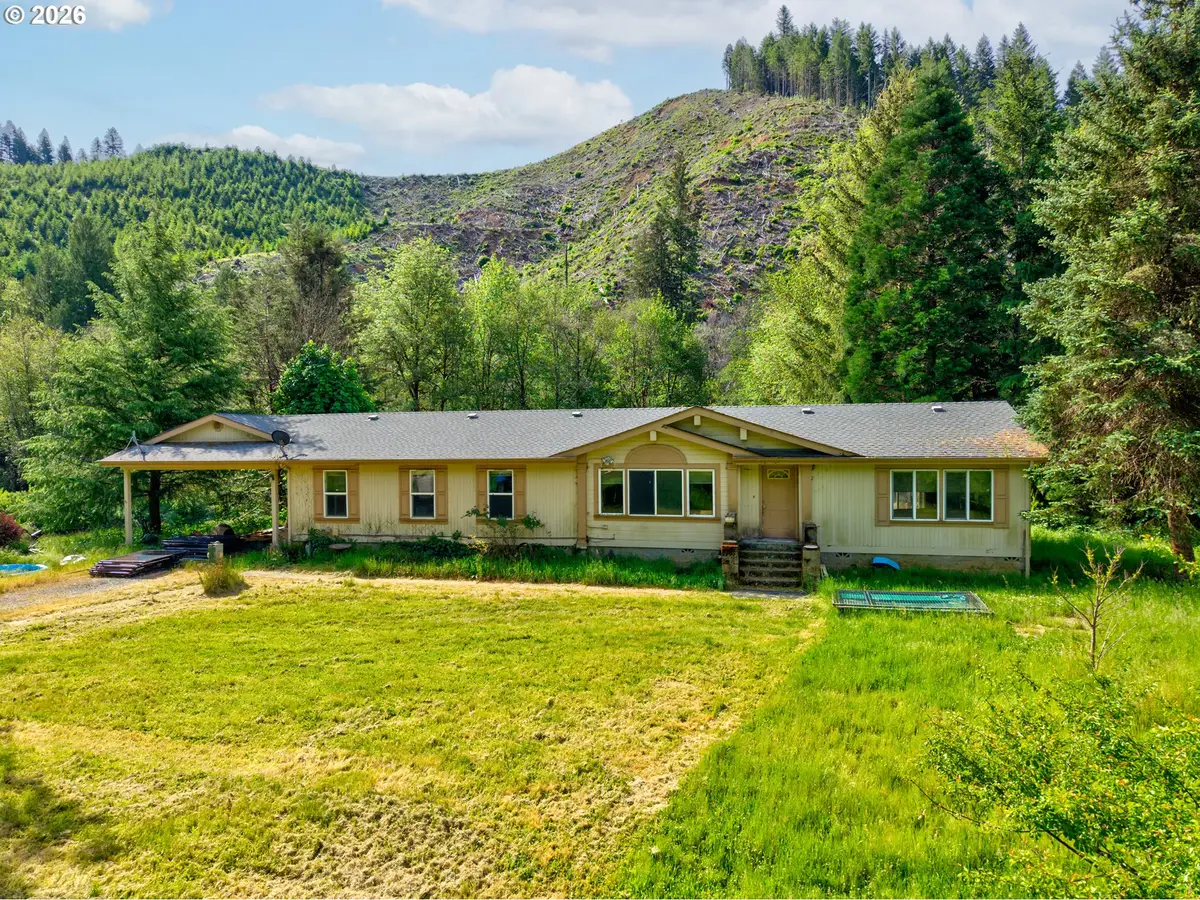 13339 N Myrtle Rd, Myrtle Creek Riddle, OR 97457 - #1