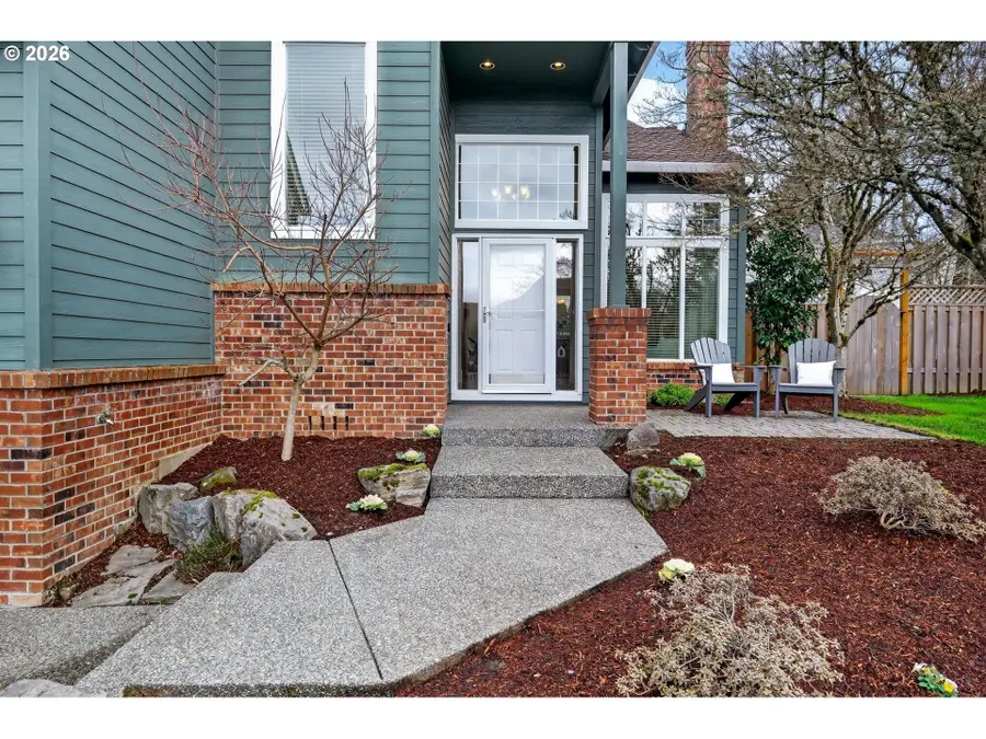 3874 NW Loriann Dr, Portland, OR 97229 - Image #3