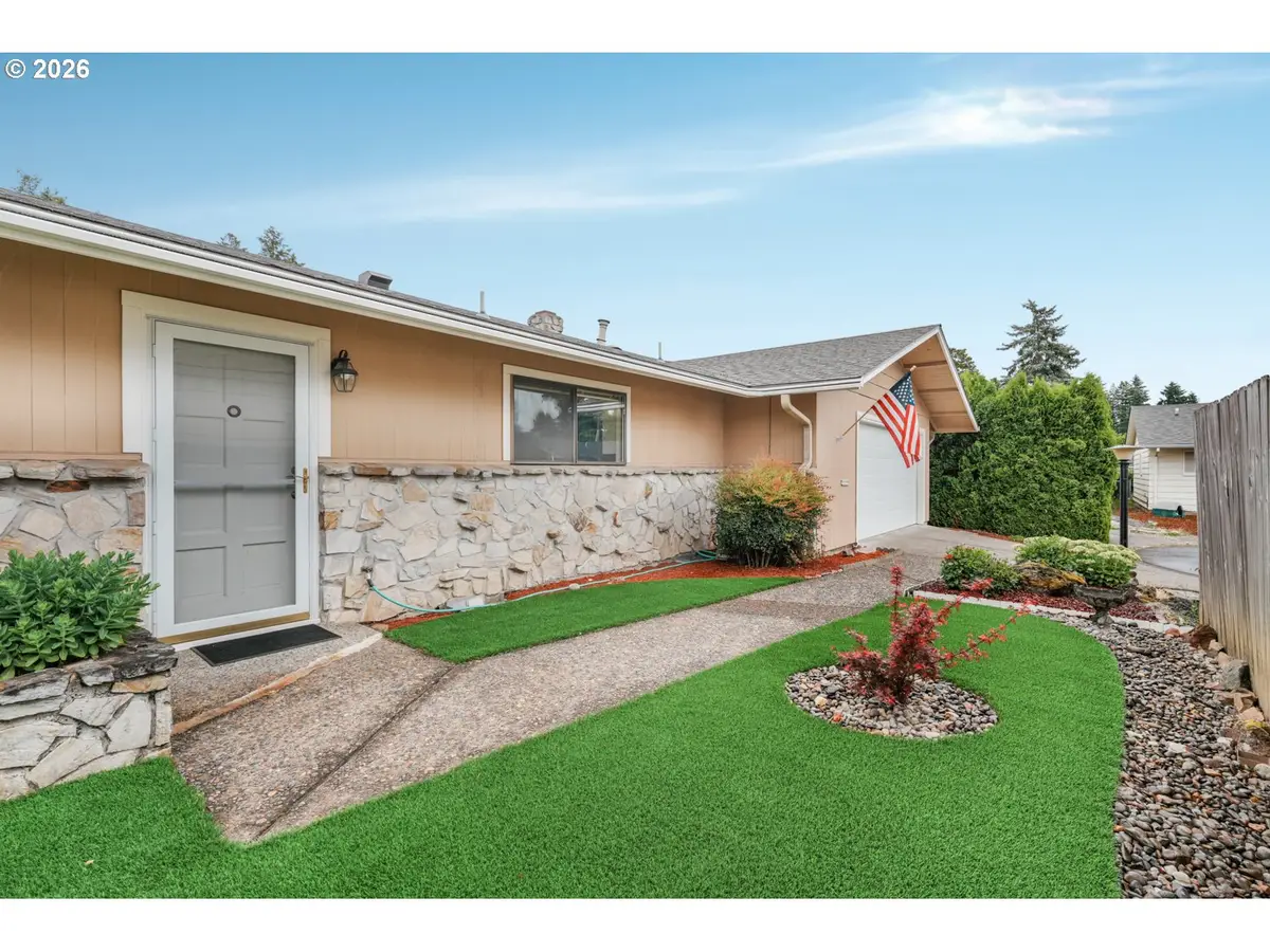 12325 SW King Richard Dr, King City, OR 97224 - #1