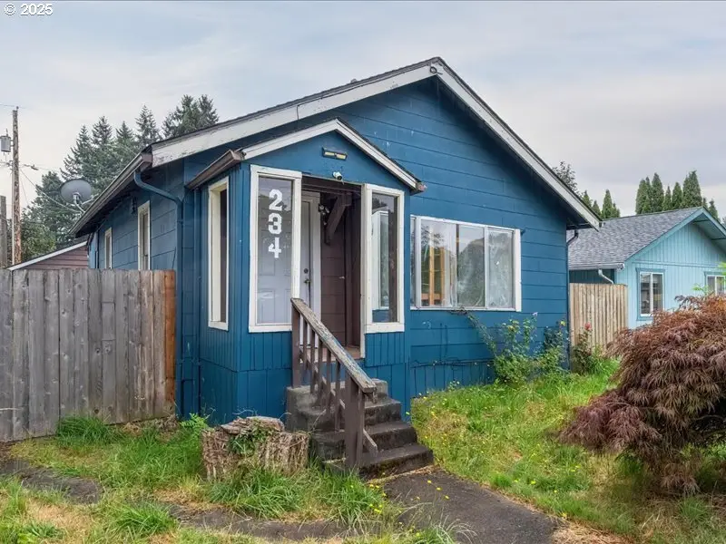 234 19th Ave, Longview, WA 98632 - #1