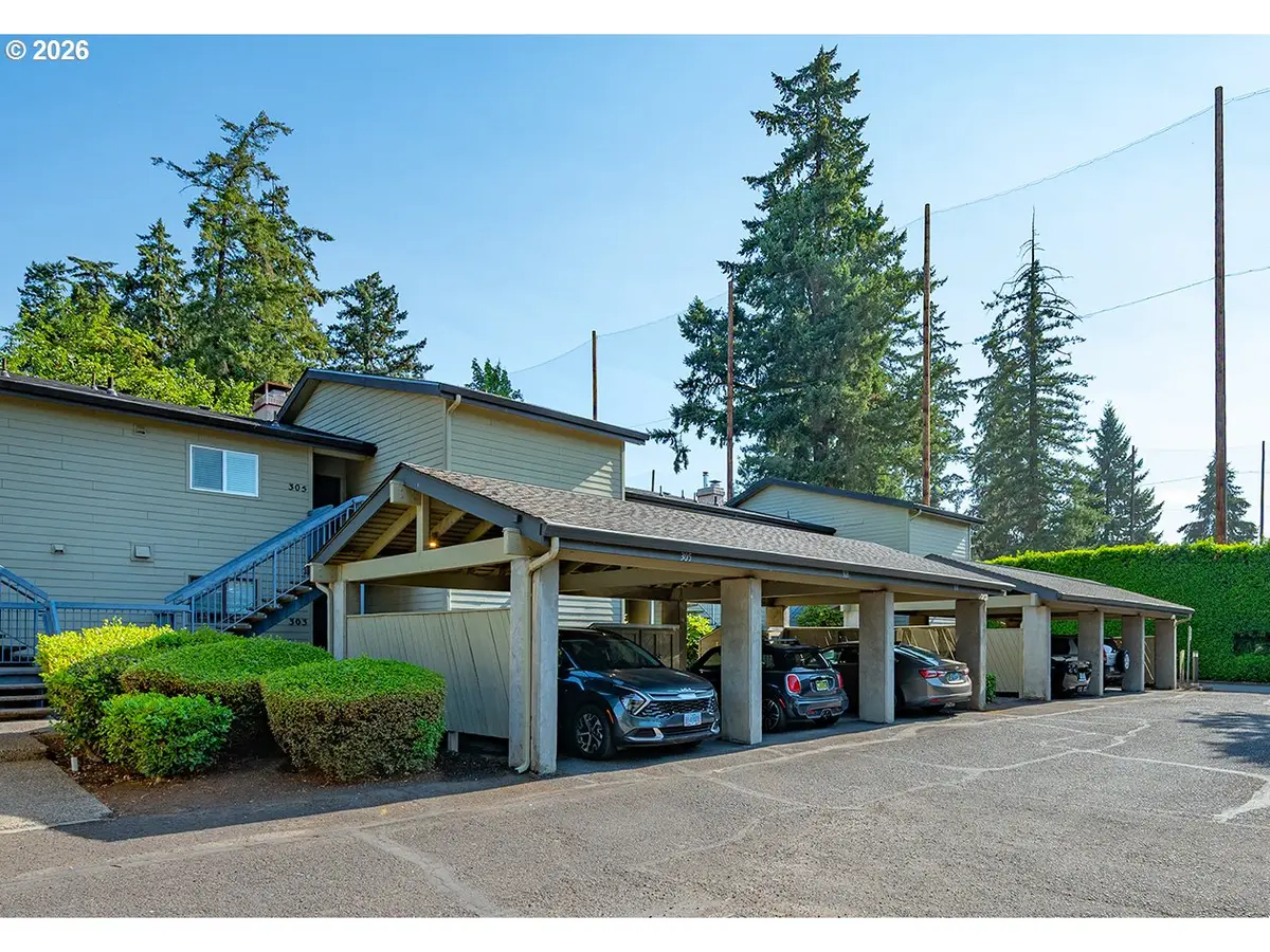 303 Country Club Rd, Eugene, OR 97401 - #1