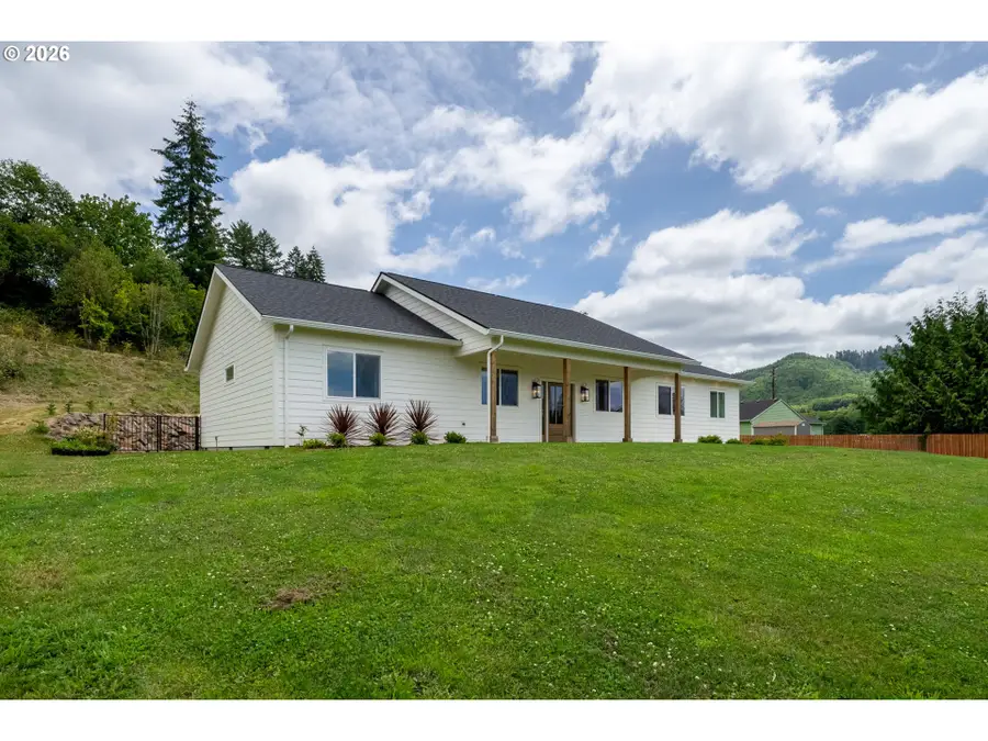 20165 Berkshire Rd, Beaver, OR 97108 - #3