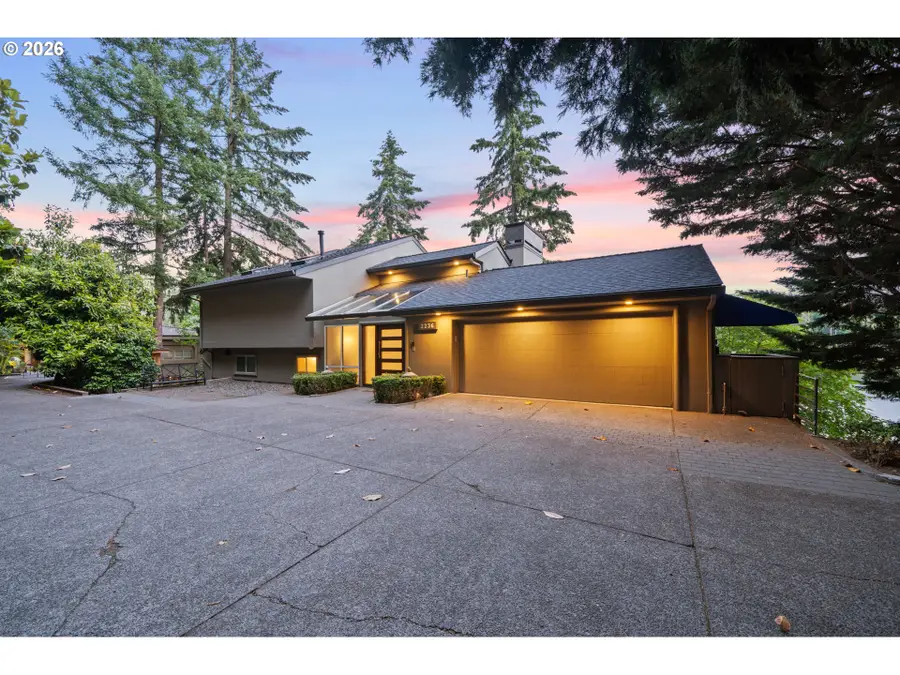 2236 Summit Ct, Lake Oswego, OR 97034 - #3