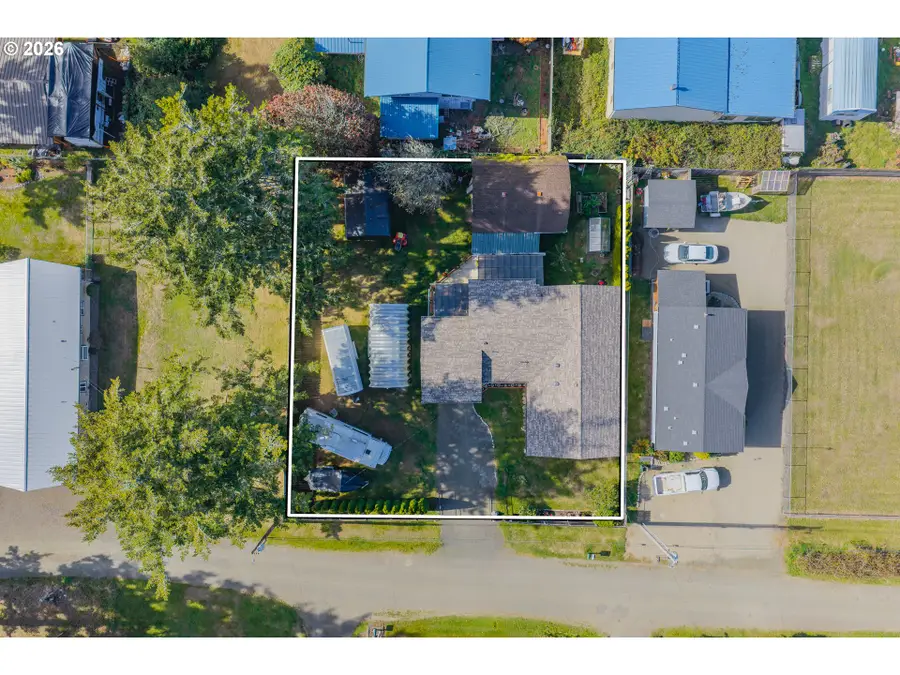 63556 Grand Rd, Coos Bay, OR 97420 - #2