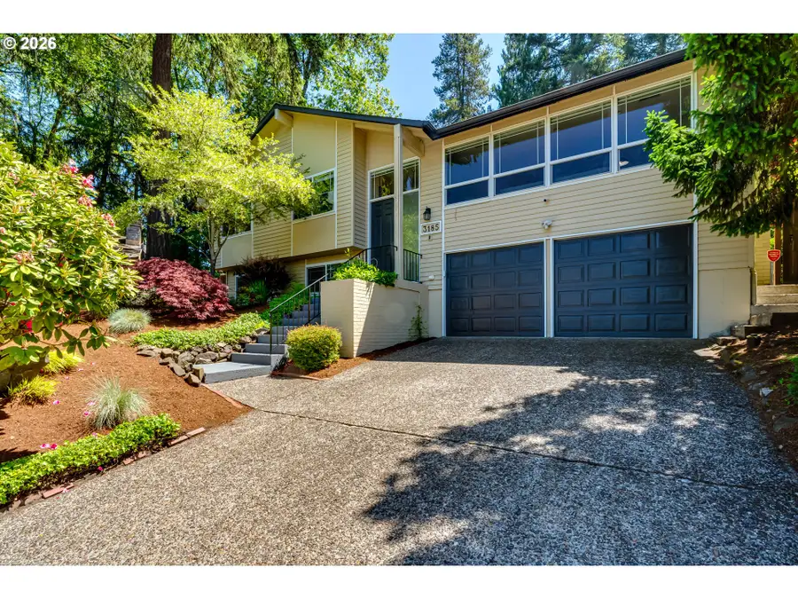 3185 Kevington Ave, Eugene, OR 97405 - #2