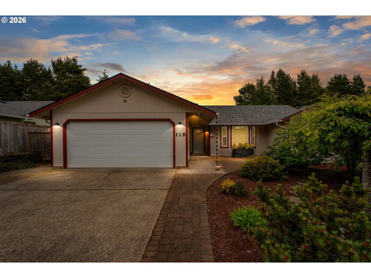 118 Park Village Loop, Florence, OR 97439 - #1