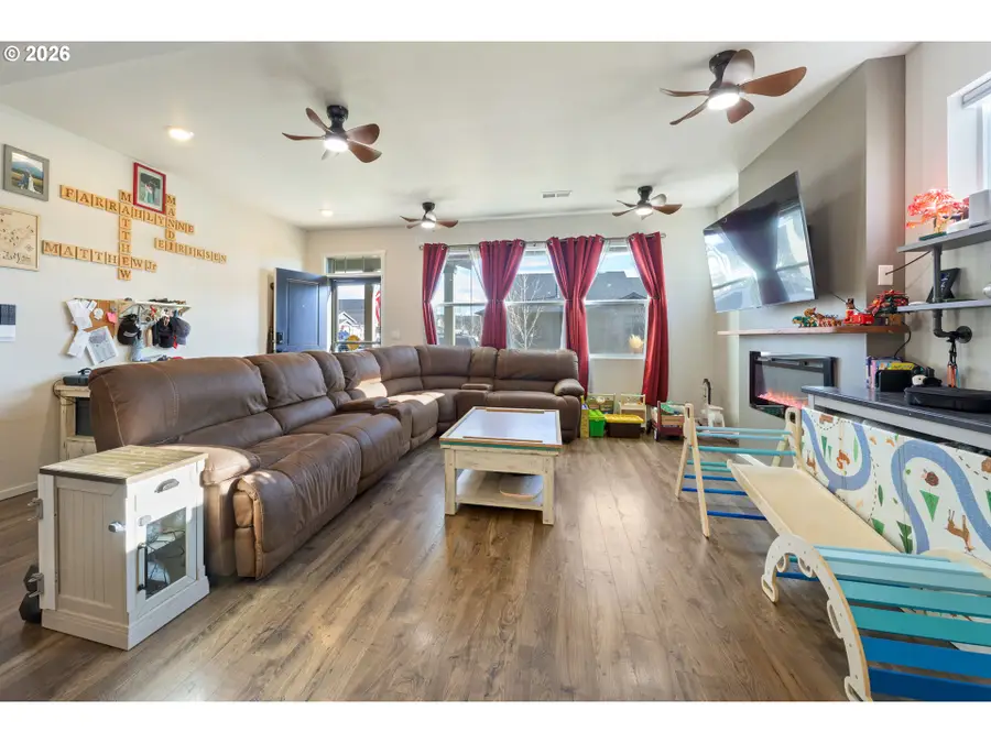 641 NE Union Loop, Prineville, OR 97754 - Image #3