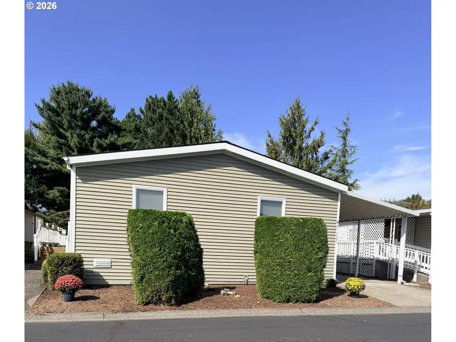 51527 SE Oak Grove Dr, Scappoose, OR 97056 - #2
