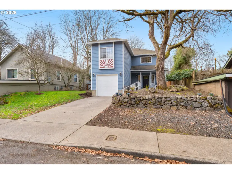 8910 N Edison St N, Portland, OR 97203 - #2