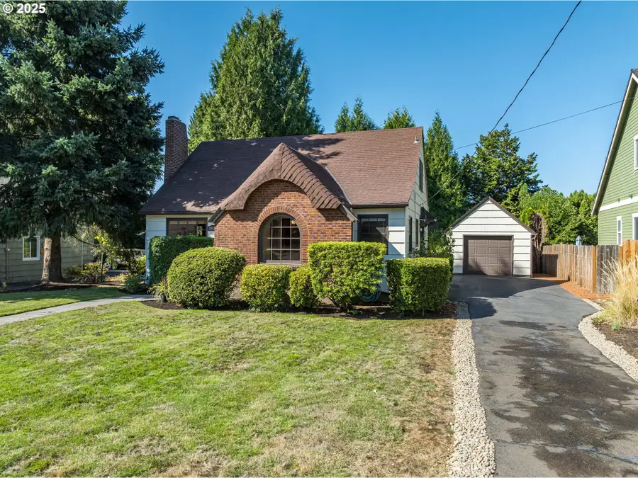 10475 SE 37th Ave, Milwaukie, OR 97222 - Image #2