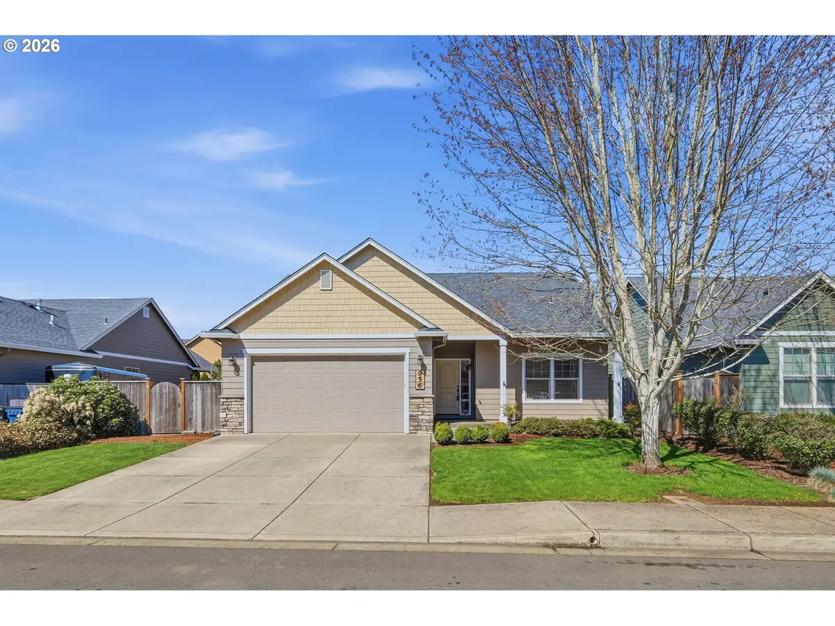 956 Kaylee Ave, Junction City, OR 97448 - #1