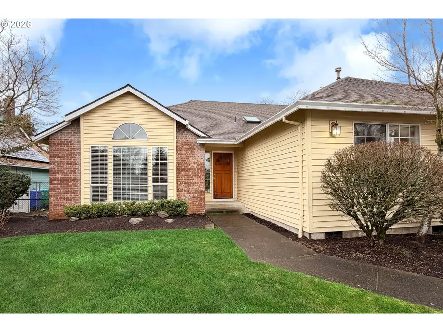 2848 NE Kelly Pl, Gresham, OR 97030 - Image #3