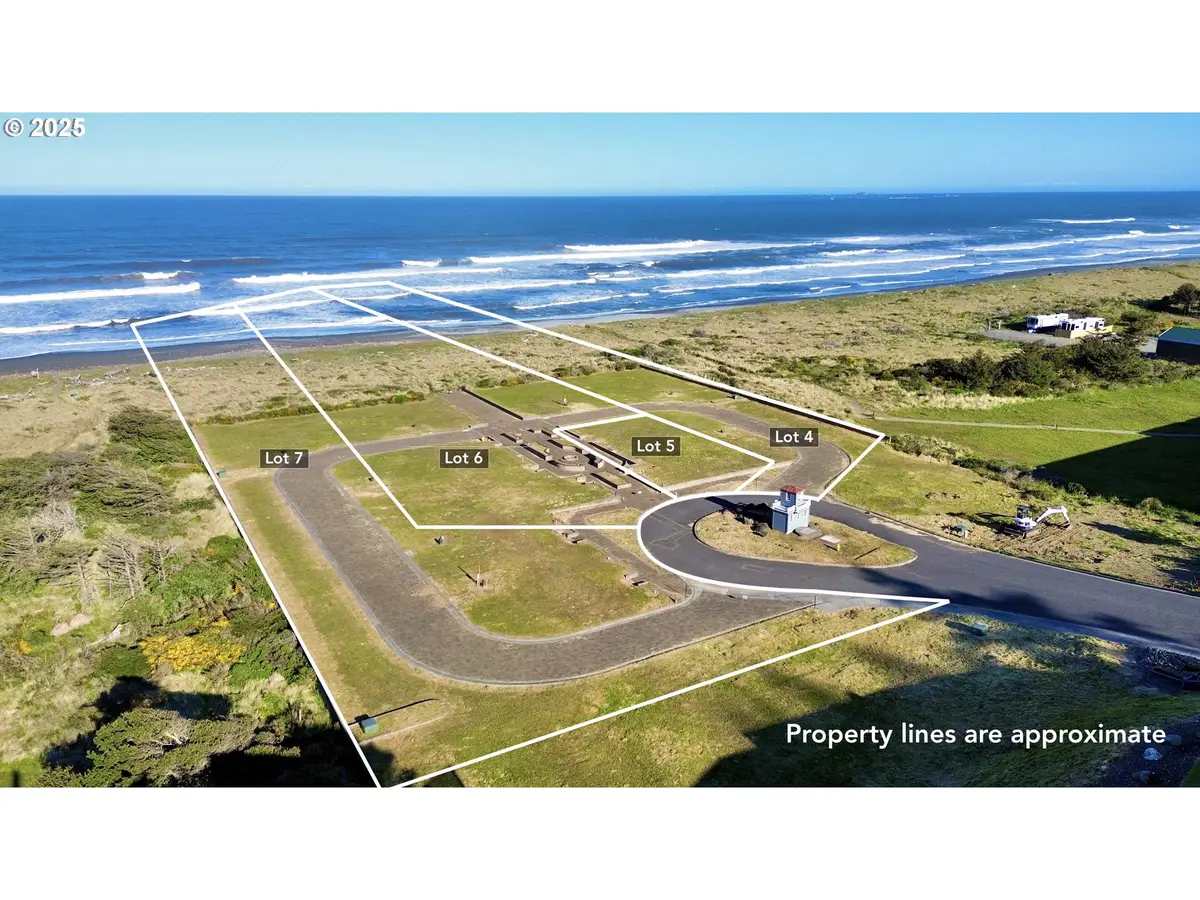 94050 Emerson Cir, Gold Beach, OR 97444 - Image #1