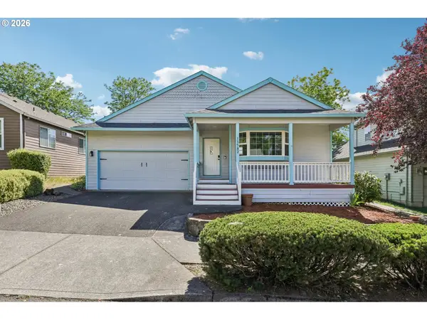 13582 SE 151st Ter, Clackamas, OR 97015