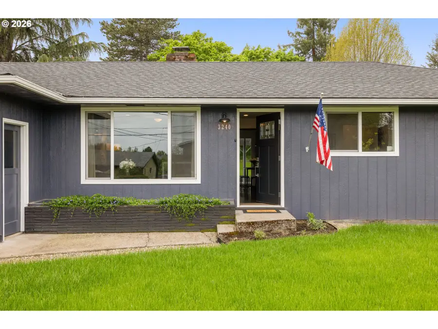 3240 Oakcrest Dr, Forest Grove, OR 97116 - #2