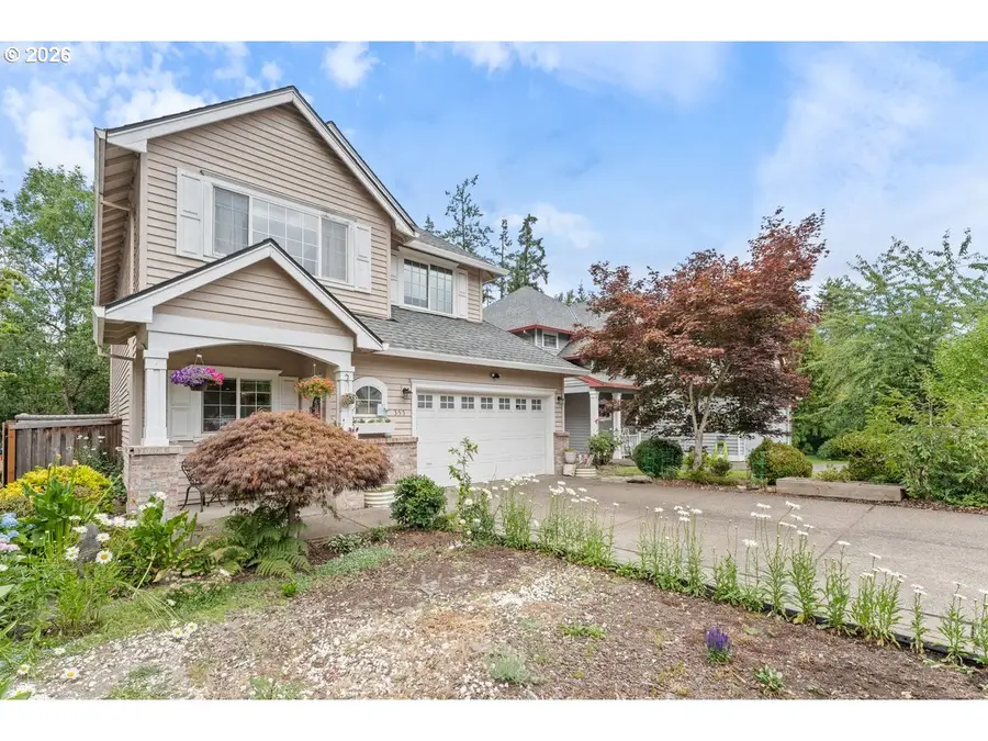 355 NE Saint Jean Pl, Hillsboro, OR 97124 - #2
