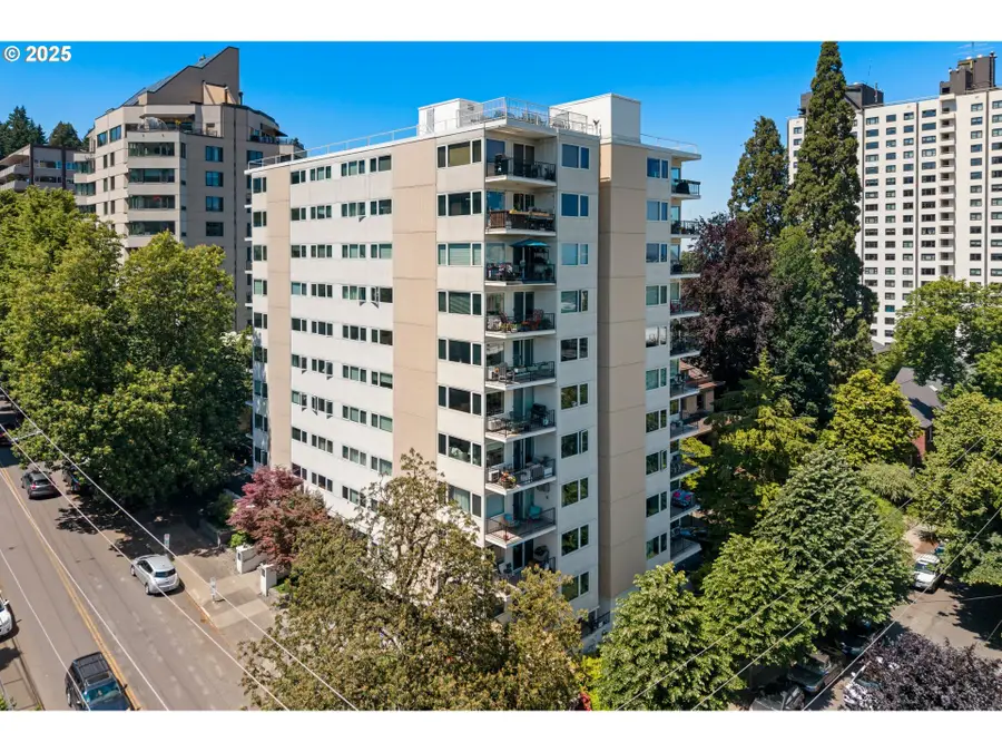 2211 SW Park Pl #603, Portland, OR 97205 - Image #2