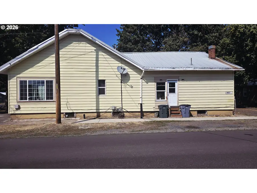 2201 N Fir St, La Grande, OR 97850 - #3