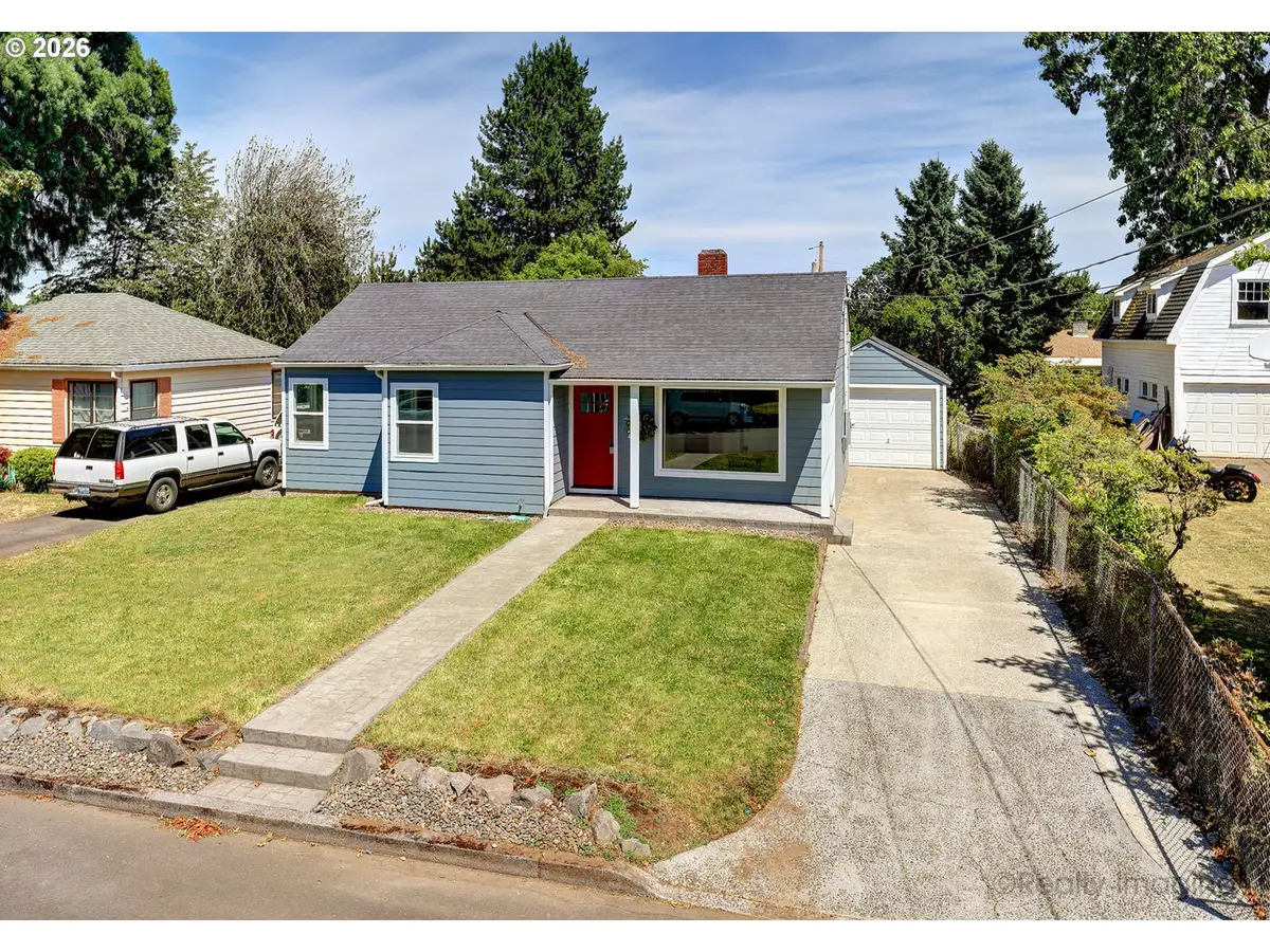 1637 Hawthorne St, Forest Grove, OR 97116 - #1