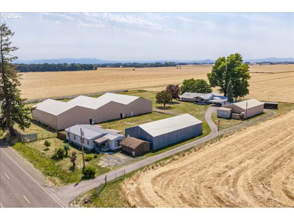 34976 Kamph Dr, Albany, OR 97322