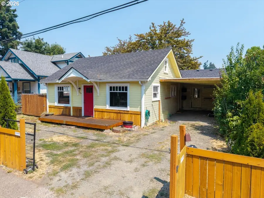 728 N 9th St, Cottage Grove, OR 97424 - #2
