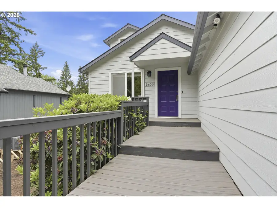 5403 SW Vacuna St, Portland, OR 97219 - #2