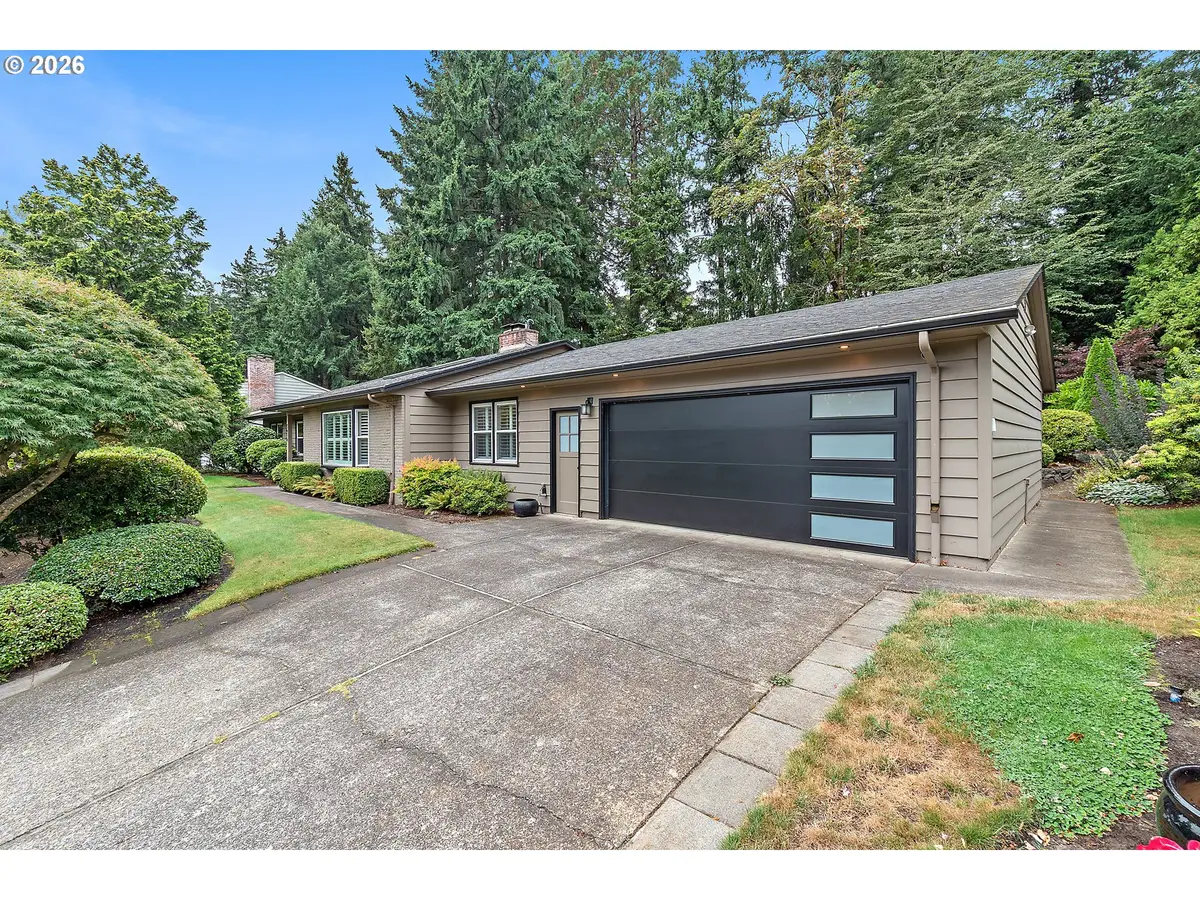 2615 SW Scenic Dr, Portland, OR 97225 - #1