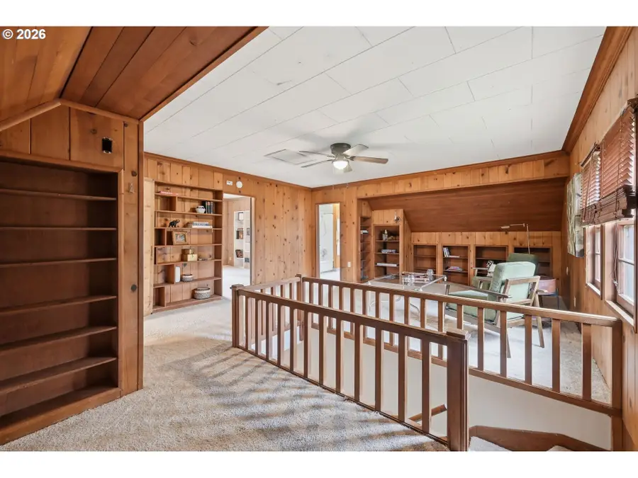 1314 Dalton Dr, Eugene, OR 97404 - #3