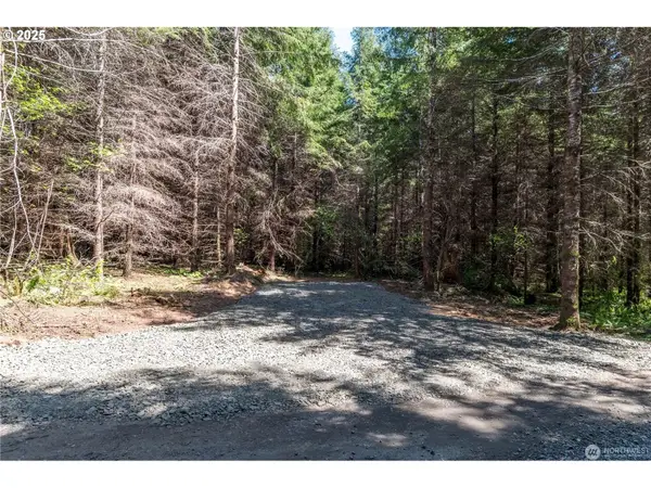 Orion, Longview, WA 98632