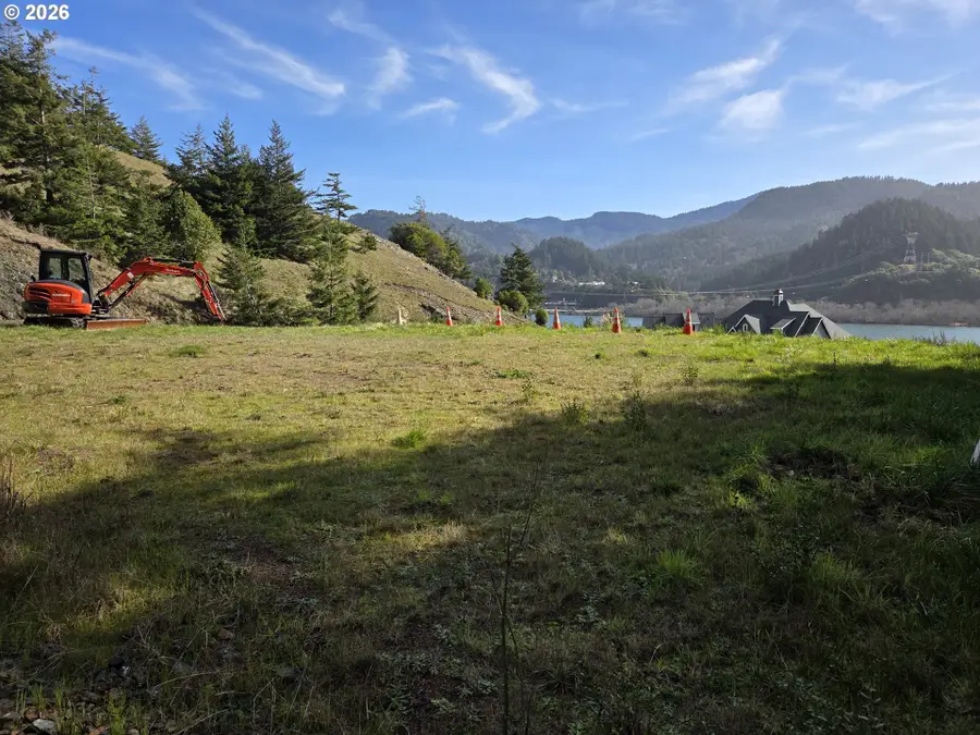 Hume Rd #302, Wedderburn, OR 97444 - #2