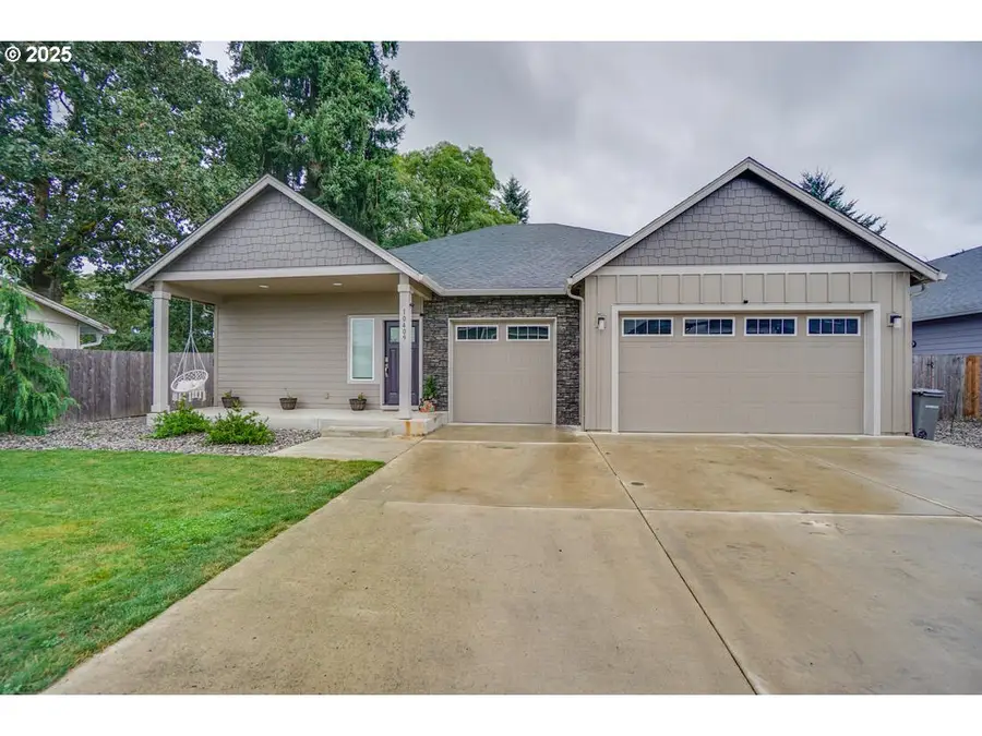10409 NE 63rd Cir, Vancouver, WA 98662 - Image #2