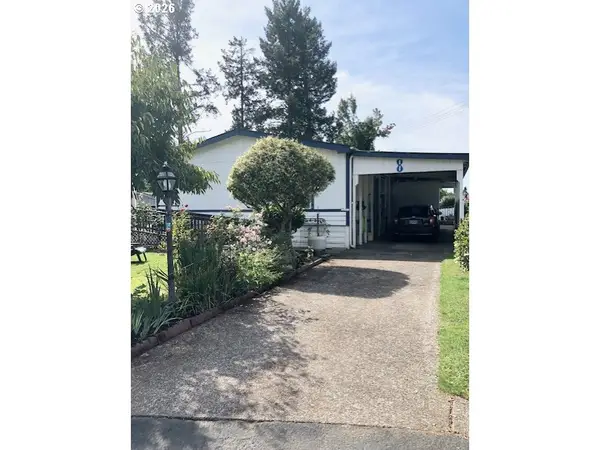 1125 58th St #8, Springfield, OR 97478