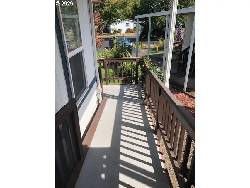 1125 58th St #8, Springfield, OR 97478 - #3