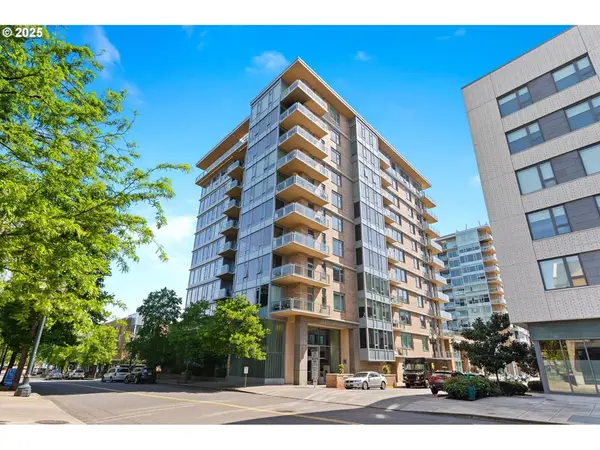 1930 S River Dr #W504, Portland, OR 97201