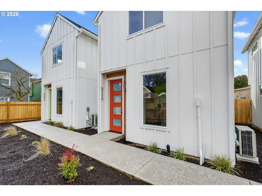 5232 SE Knapp St, Portland, OR 97206 - #2