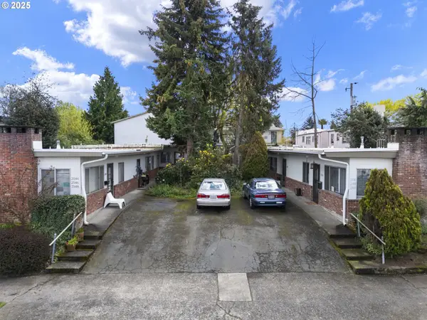 2536 NE Hoyt St, Portland, OR 97232