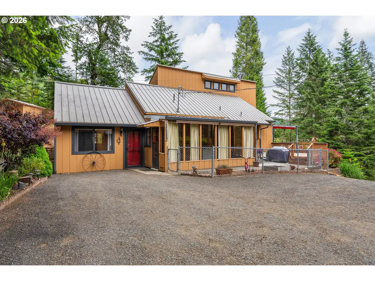 320 Rays Ln, Tenmile, OR 97481 - #1