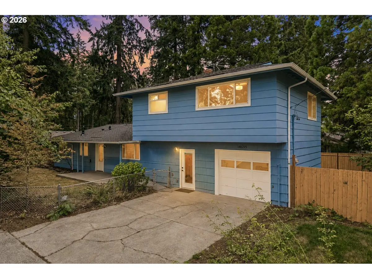 18655 SE Yamhill Cir, Portland, OR 97233 - #1