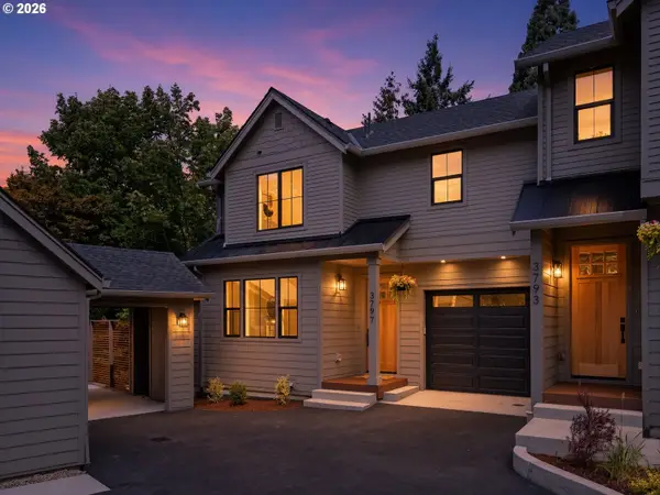 3797 SW Iowa St, Portland, OR 97221