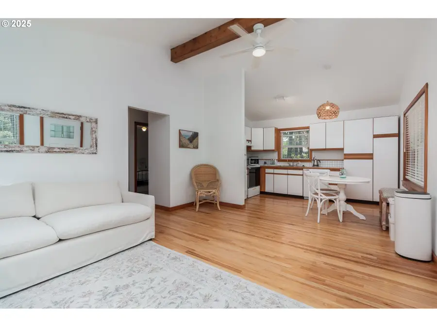 5415 Hacienda Ave, Lincoln Beach, OR 97367 - Image #3